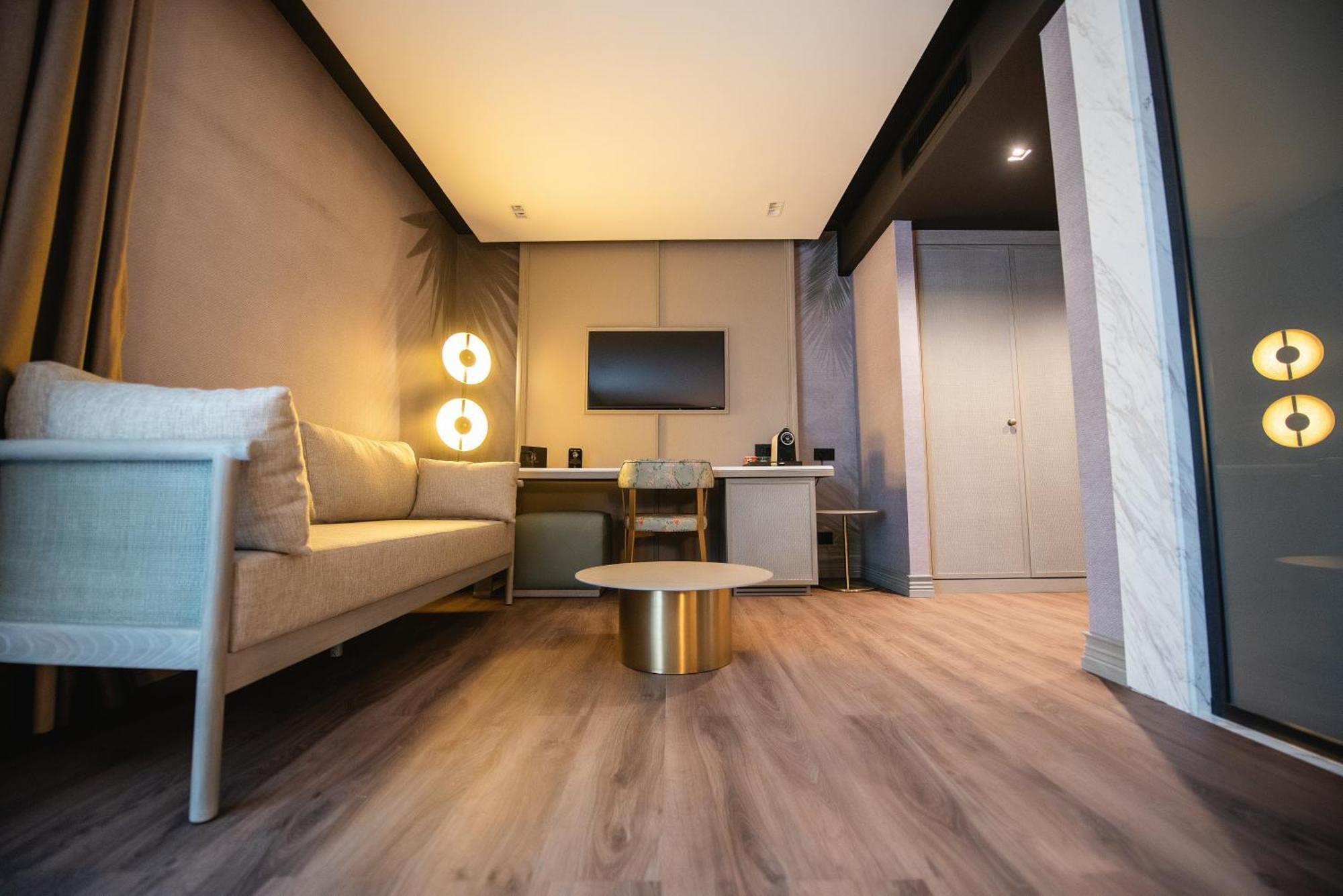 Belinda Hotel Mamaia Adults Only Luaran gambar